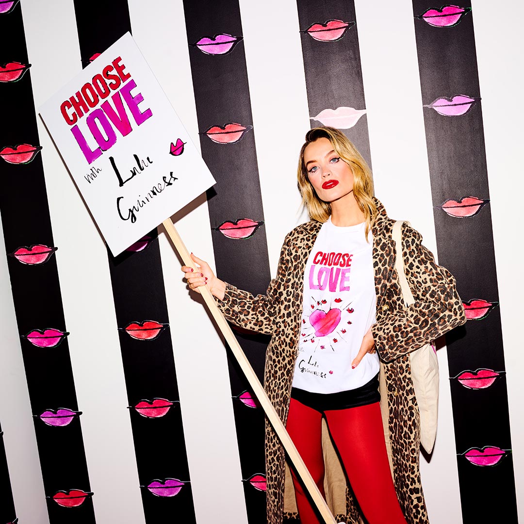 Silver Lips Medium Clutch Bag | Lulu Guinness