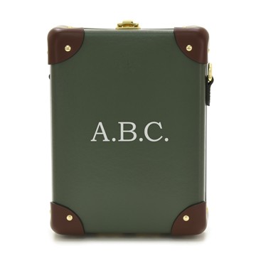 Messenger-Case_Green_LID_S_Baskerville