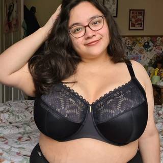 Adella Athena Full Cup Side Support Bra Black as worn by @janineaam