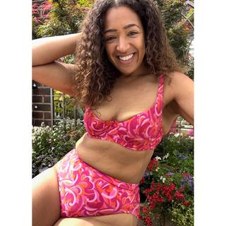 Curvy Kate Retro Wave Balcony Bikini Print Mix as worn by @sweetdominique