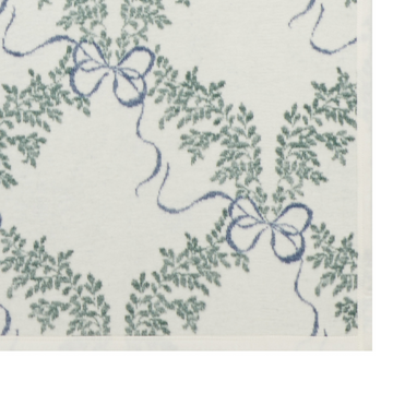 Boxwood Wreaths Blanket