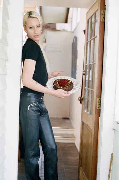 Flourless Dark Chocolate Gold Leaf Cake KitEditorial Image of person making cake