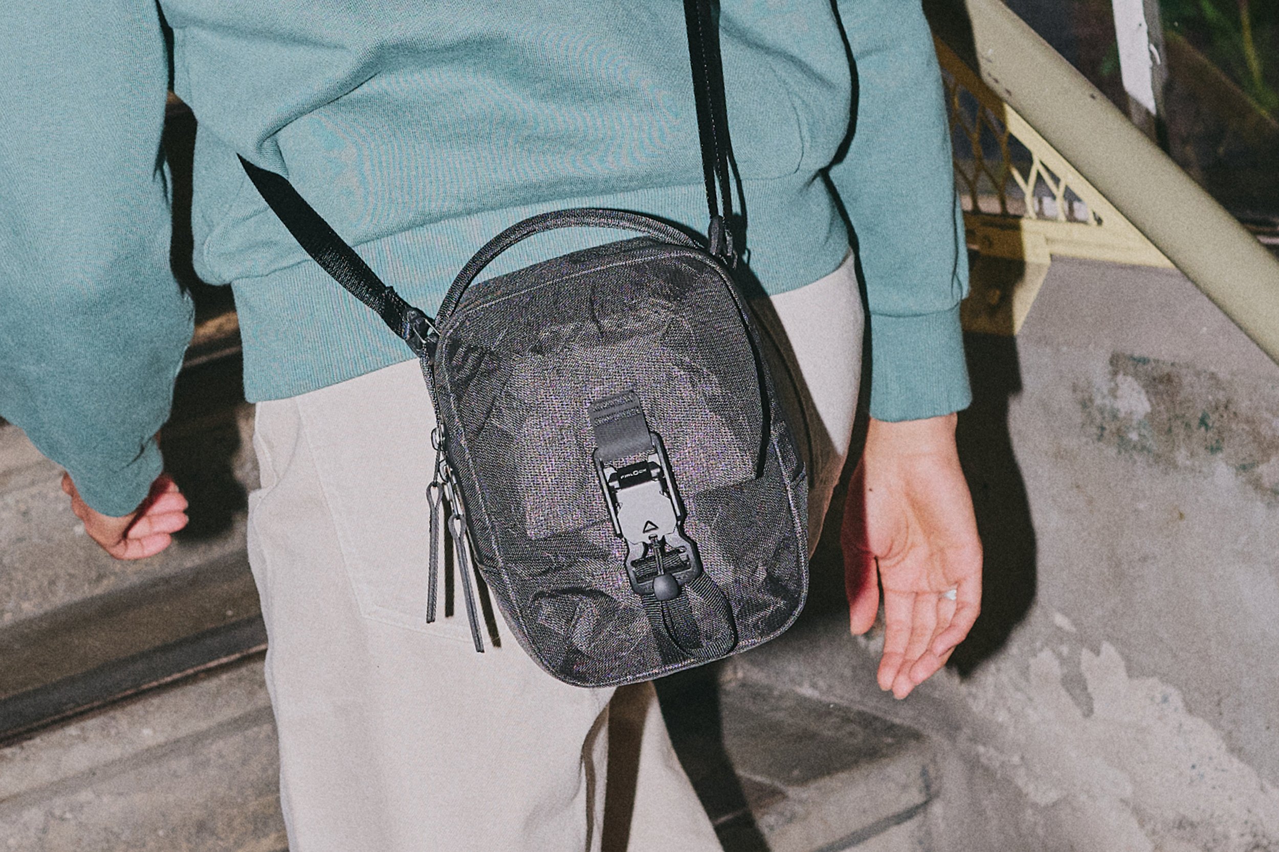 バッグ Aer:Street Sling 3 Ultra Collection AER91054_citysling3_ultra_fron