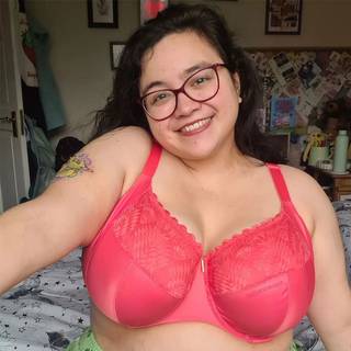 Adella Athena Full Cup Side Support Bra Papaya as worn by @janineaam