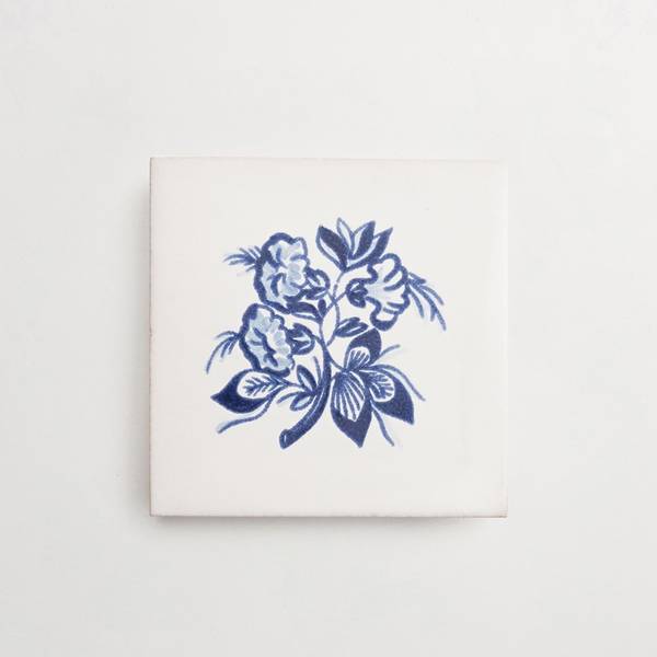 17th century: maiolica de delft | mezza flora deco | pattern three 