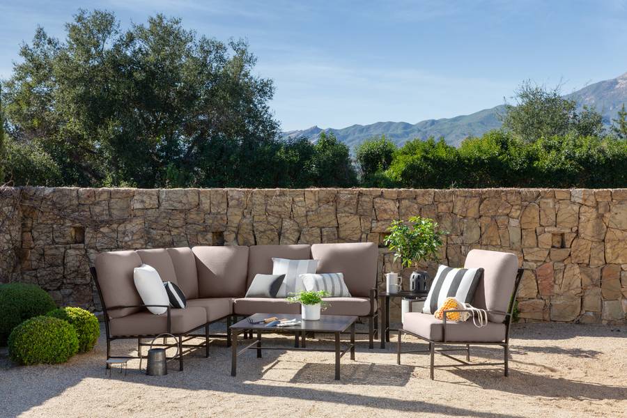 Colby Aluminum Outdoor Patio Ottoman Yardbird®