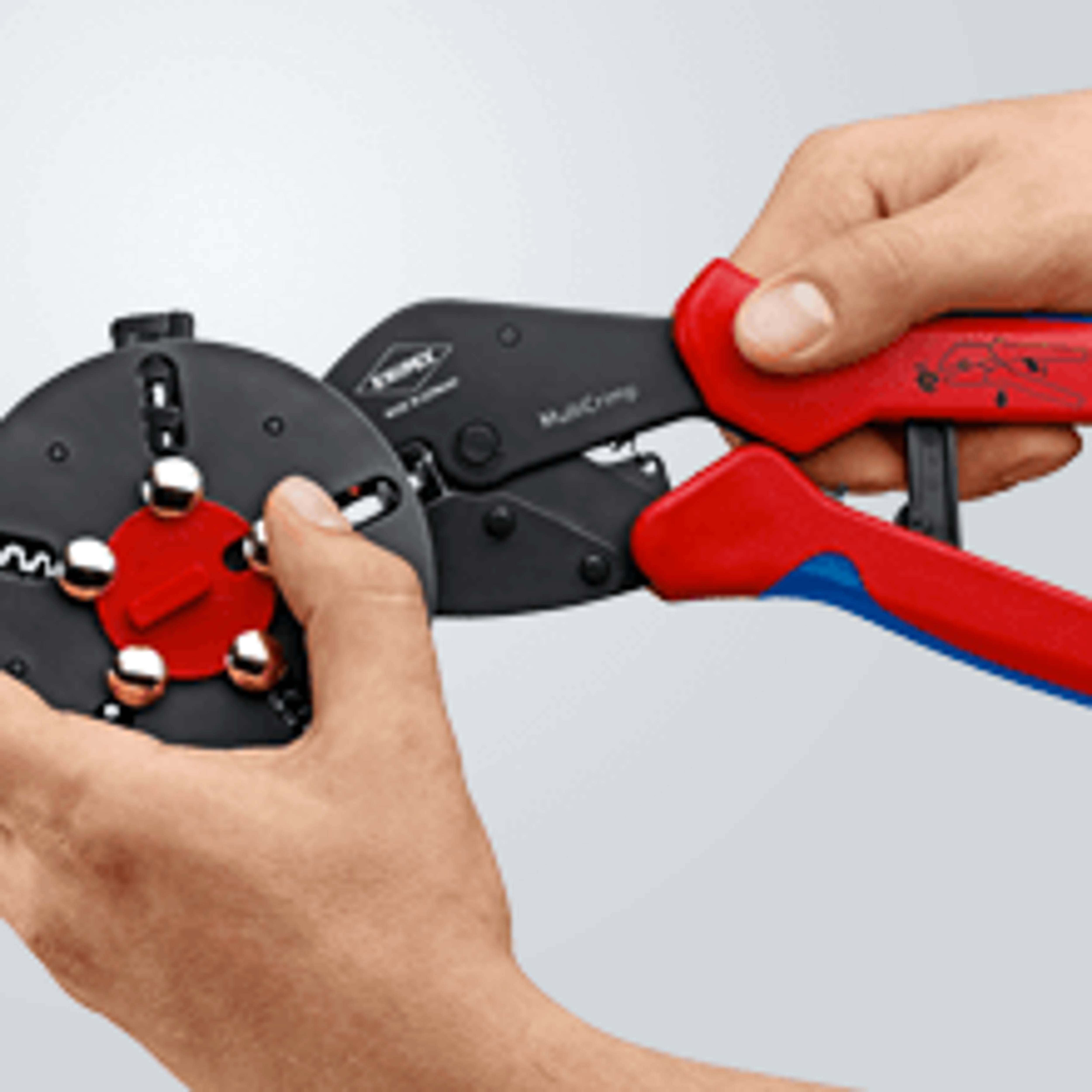 97 33 02 | MultiCrimp® Lever Action Crimping Pliers w/ Profile Magazin