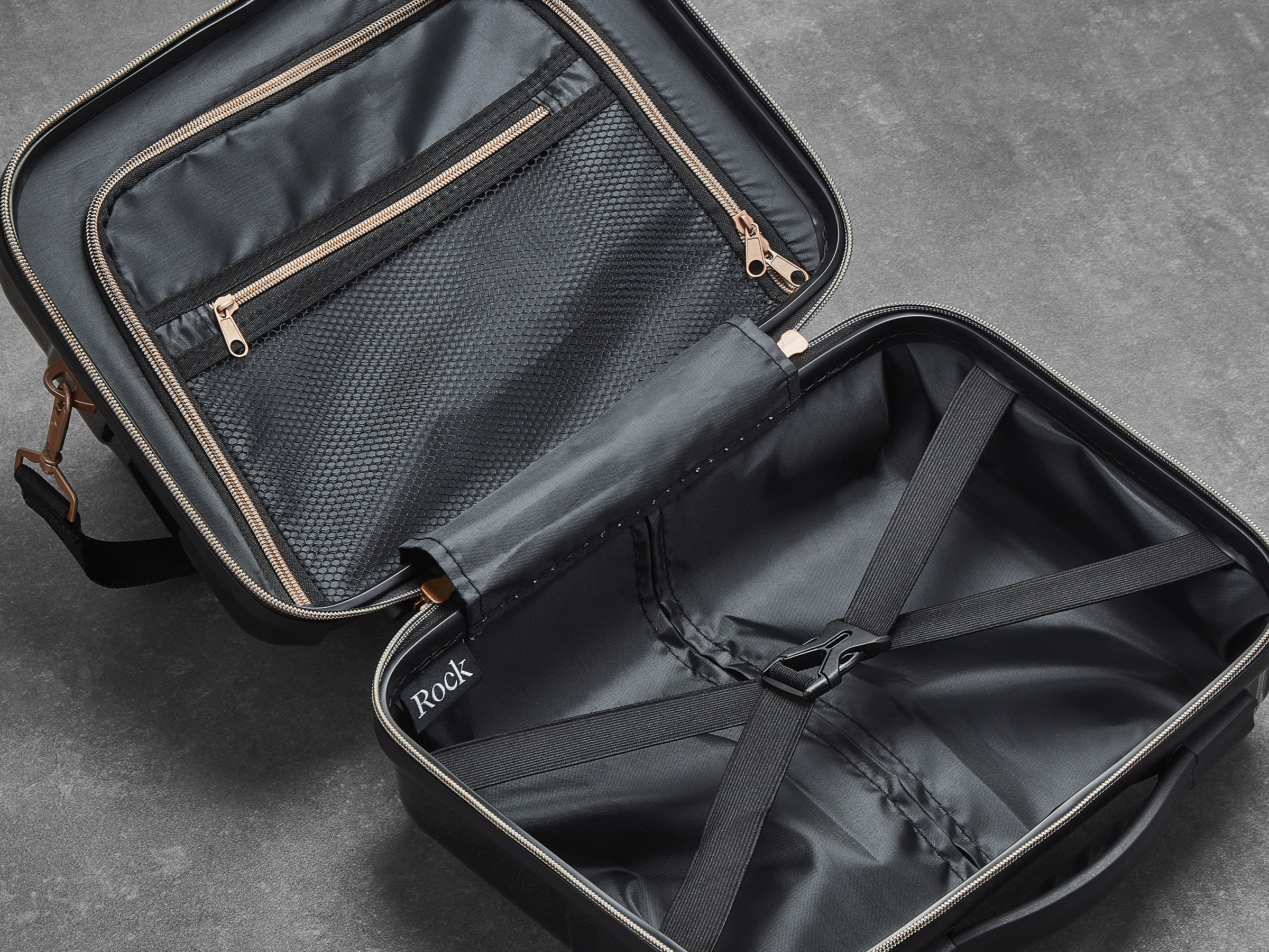 Selene Vanity Suitcase | Black | Rock Luggage