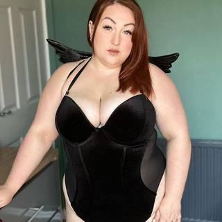 Scantilly Icon Plunge Strapless Multiway Padded Body Black as worn by @curvy_crazy_cute