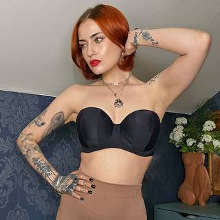 Curvy Kate Luxe Strapless Multiway Bra Jet Black as worn by @bonnieisbeloved