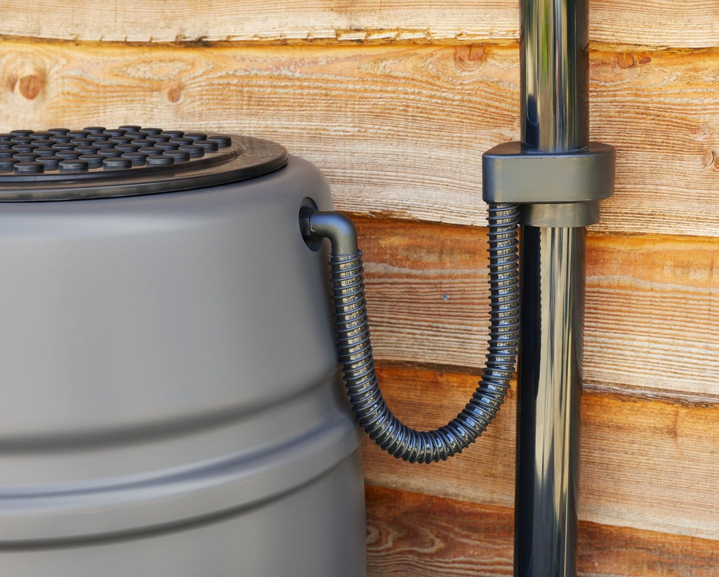 Harcostar 227 Litre Grey Water Butt Kit in situ