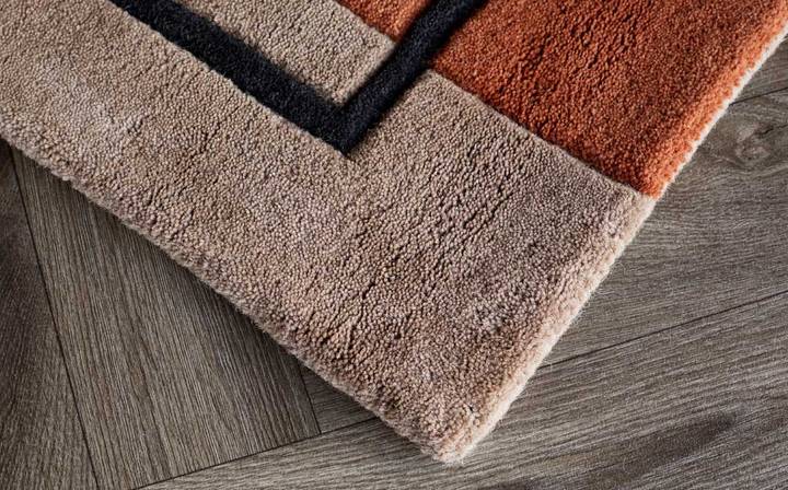 Abstract Squares Medium Sculpted Wool Rug Deep Red – Danetti