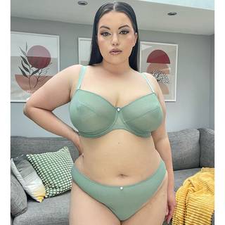 Curvy Kate Happy Boobs Balcony Bra Sage Green as worn by @mspaulanz