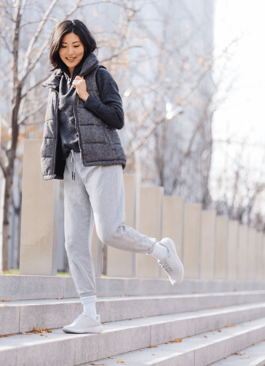 Women sales yeezy outfit