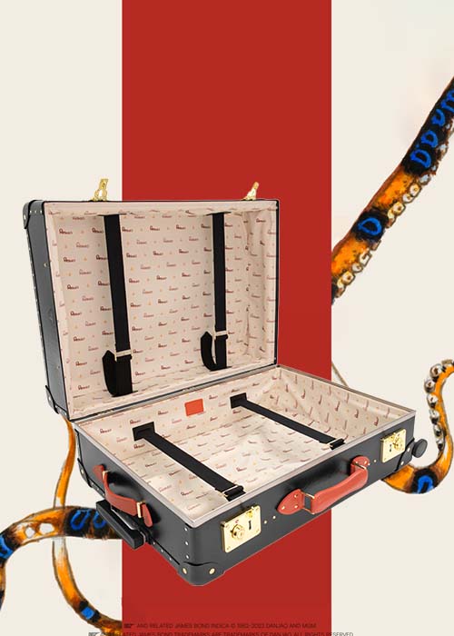 Globe-Trotter_Check-in_Original_Octopussy_Angled_Open_LIFESTYLE