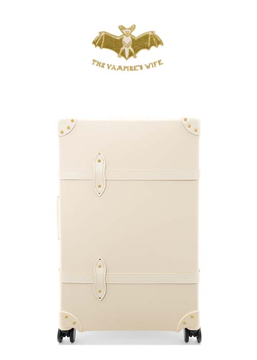 Globe-Trotter_Vampires-Wife-Ivory_Trunk_Lid