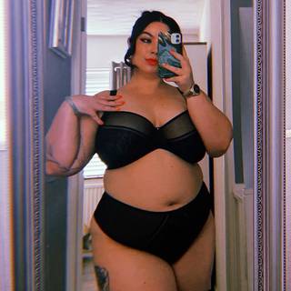 Curvy Kate Amaze Balcony Side Support Bra Black as worn by @emilykilkellyx