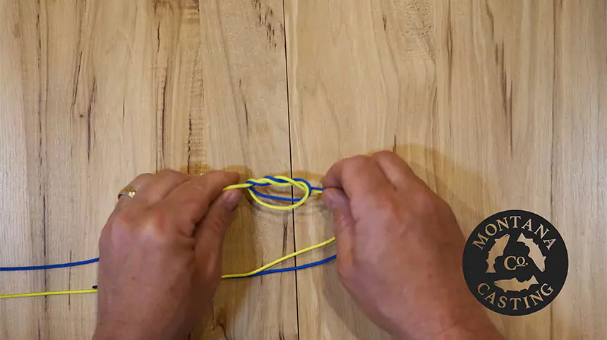 How to tie a double overhand surgeon's knot