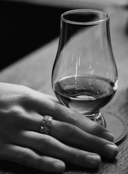 DARK LARK Single Malt Whisky 2023