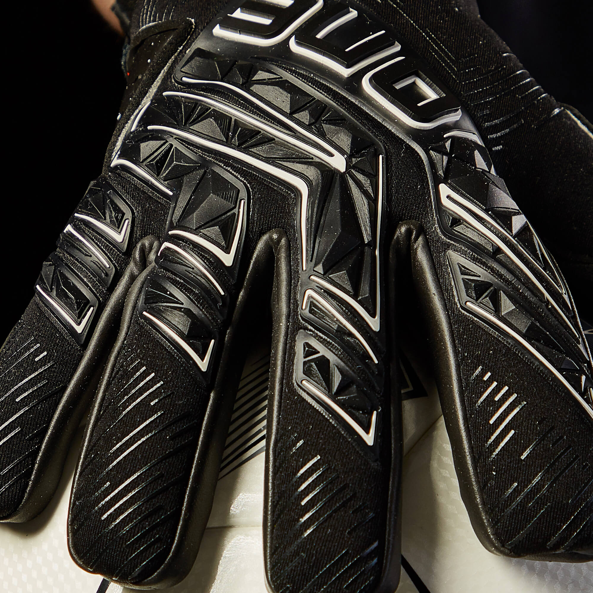 APEX Pro Colossus Goalkeeper Gloves | Fingersave Goalie Gloves