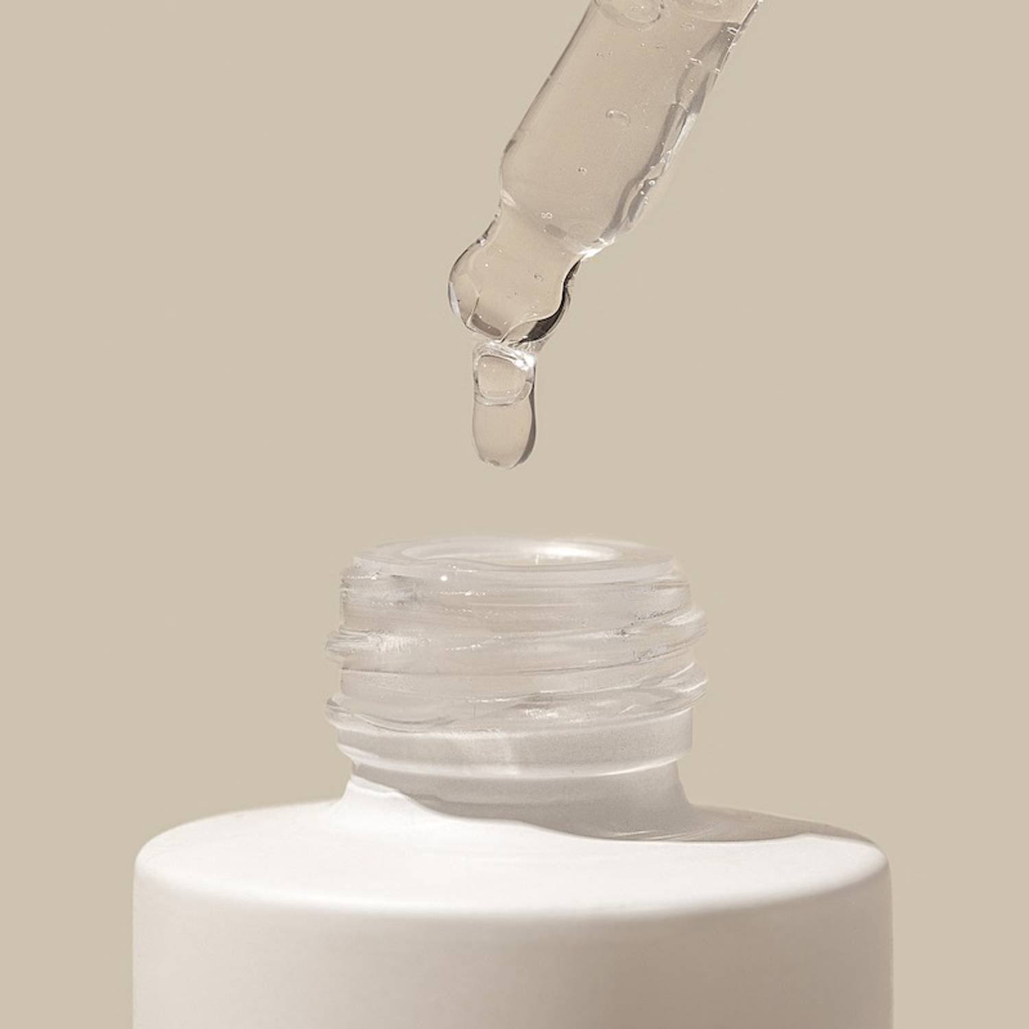 Hyaluronic 8 Super Serum
