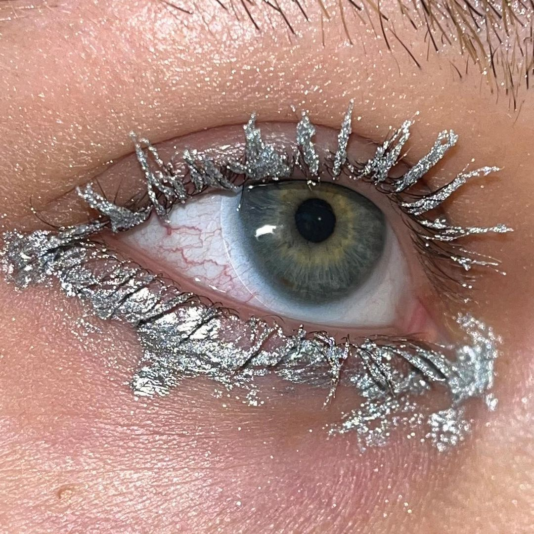 Instagram post highlighting SPECTRA Eye Colour
