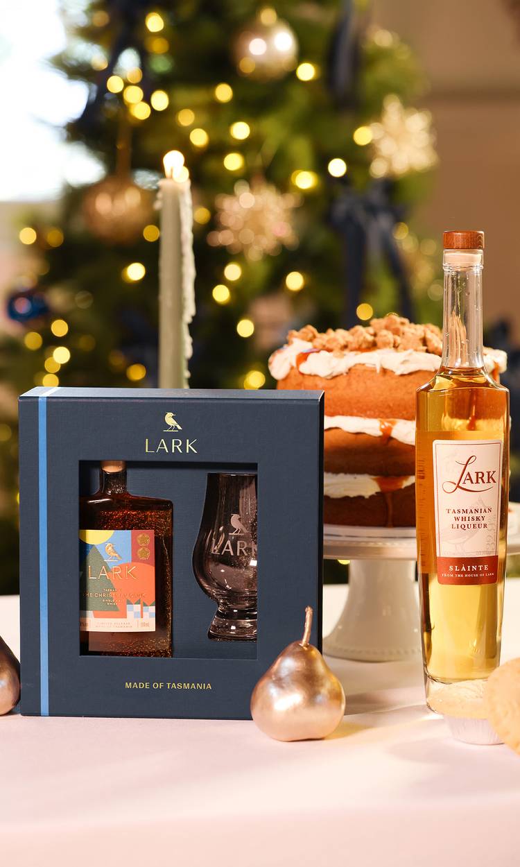 The Christmas Cask Gift Pack