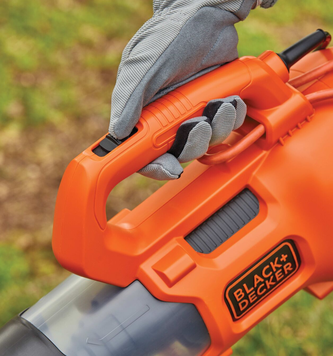 BLACK+DECKER 450-CFM 140-MPH Corded Electric Handheld Leaf Blower