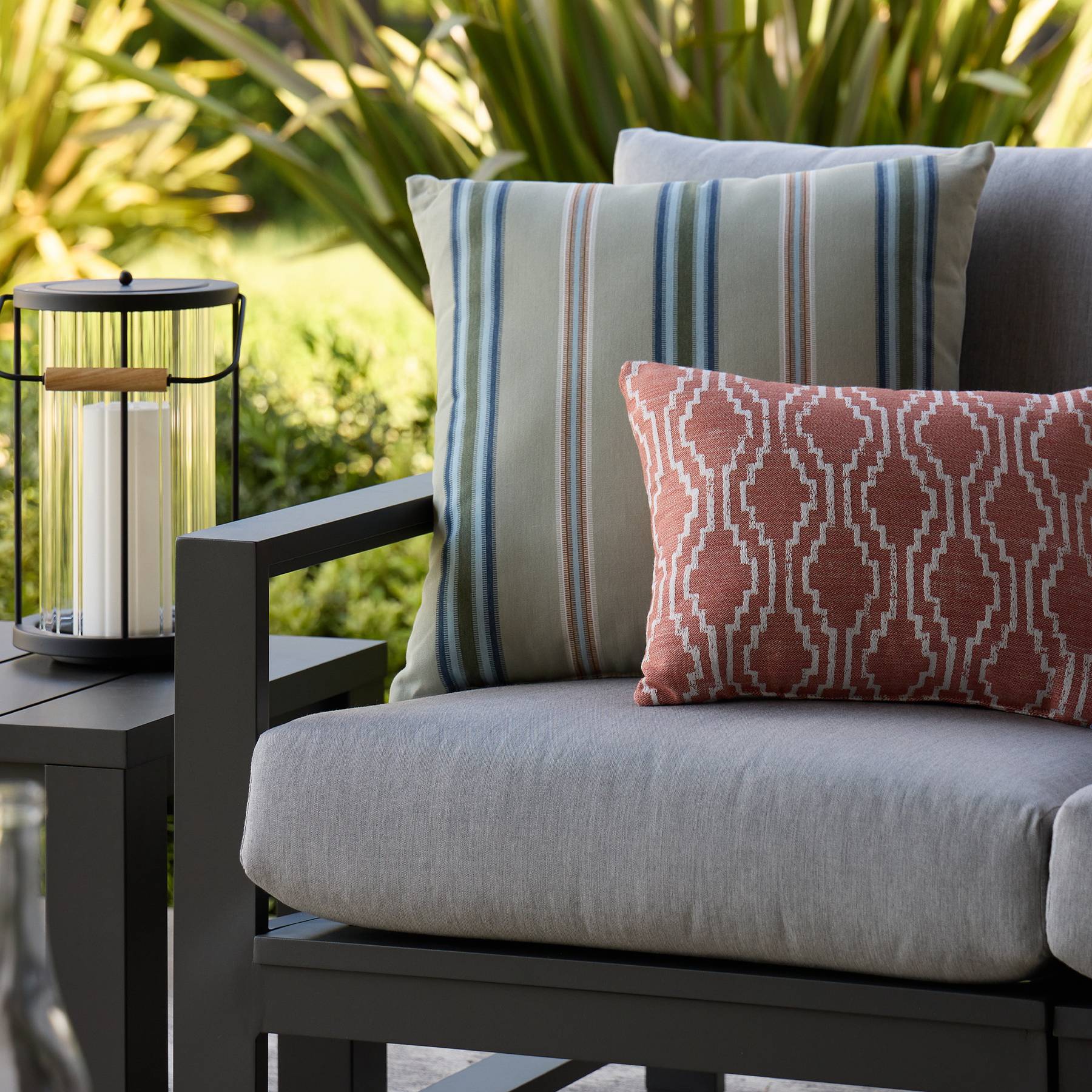 Palmer Grey Aluminum Ottoman | Yardbird®