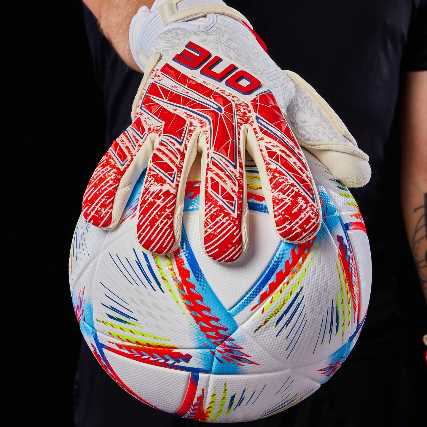 APEX Pro King Wet Weather Goalkeeper Gloves One Glove™ America