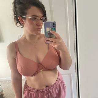 Curvy Kate Lush Full Plunge Bra Rose Shimmer as worn by @omgvickysbusted
