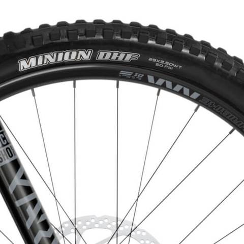 Haibike AllMtn 5 2024 Maxxis Minion DHF Tyres 