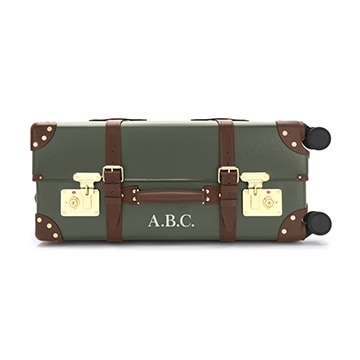 Check-In_26_green-brown_FRONT-P5-B