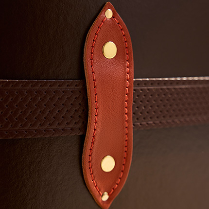 Cotswold_20CO_Brown-Orange_Lid-Details-01