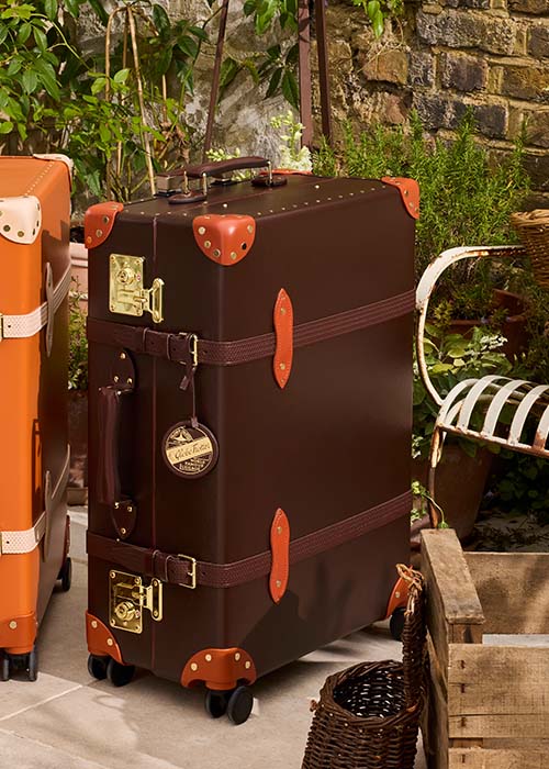 GT_Cotswolds-Collection_Check-In_Brown-Orange
