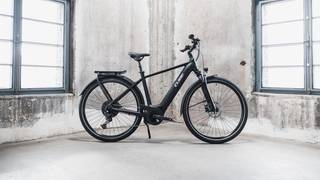 Cube Touring Hybrid Pro 625 2024 Crossbar Electric Bike Rider Review