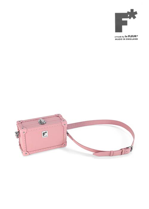 golf-le-fleur_crossbody-bag_pink_globe_trotter