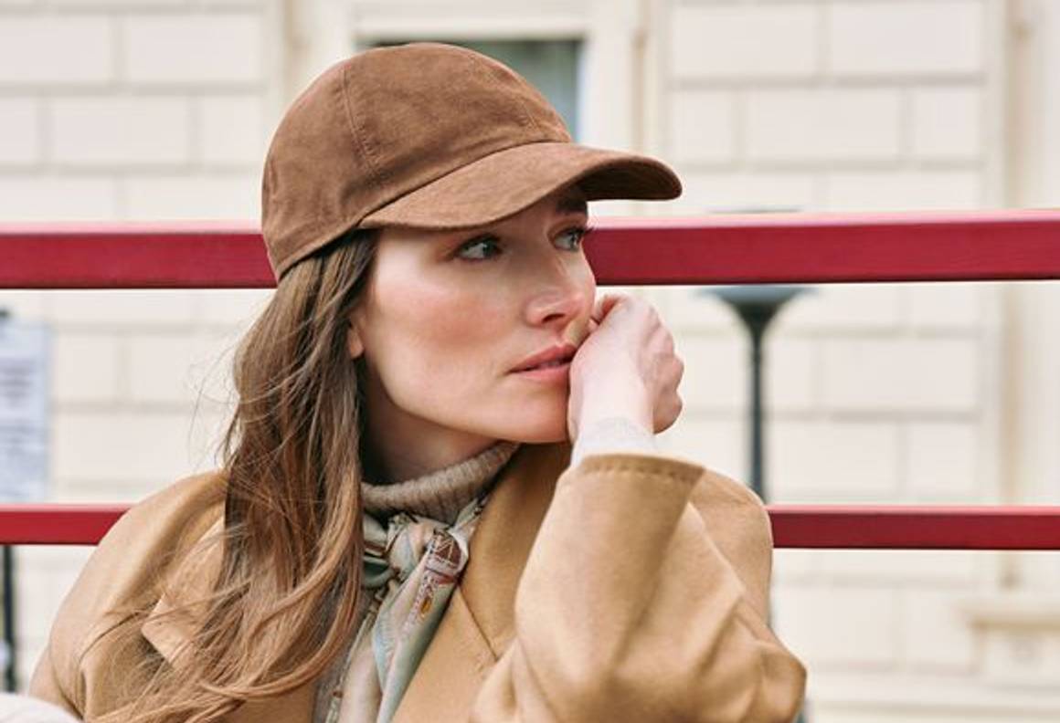 CASHMERE WOMEN’S ACCESSORIES