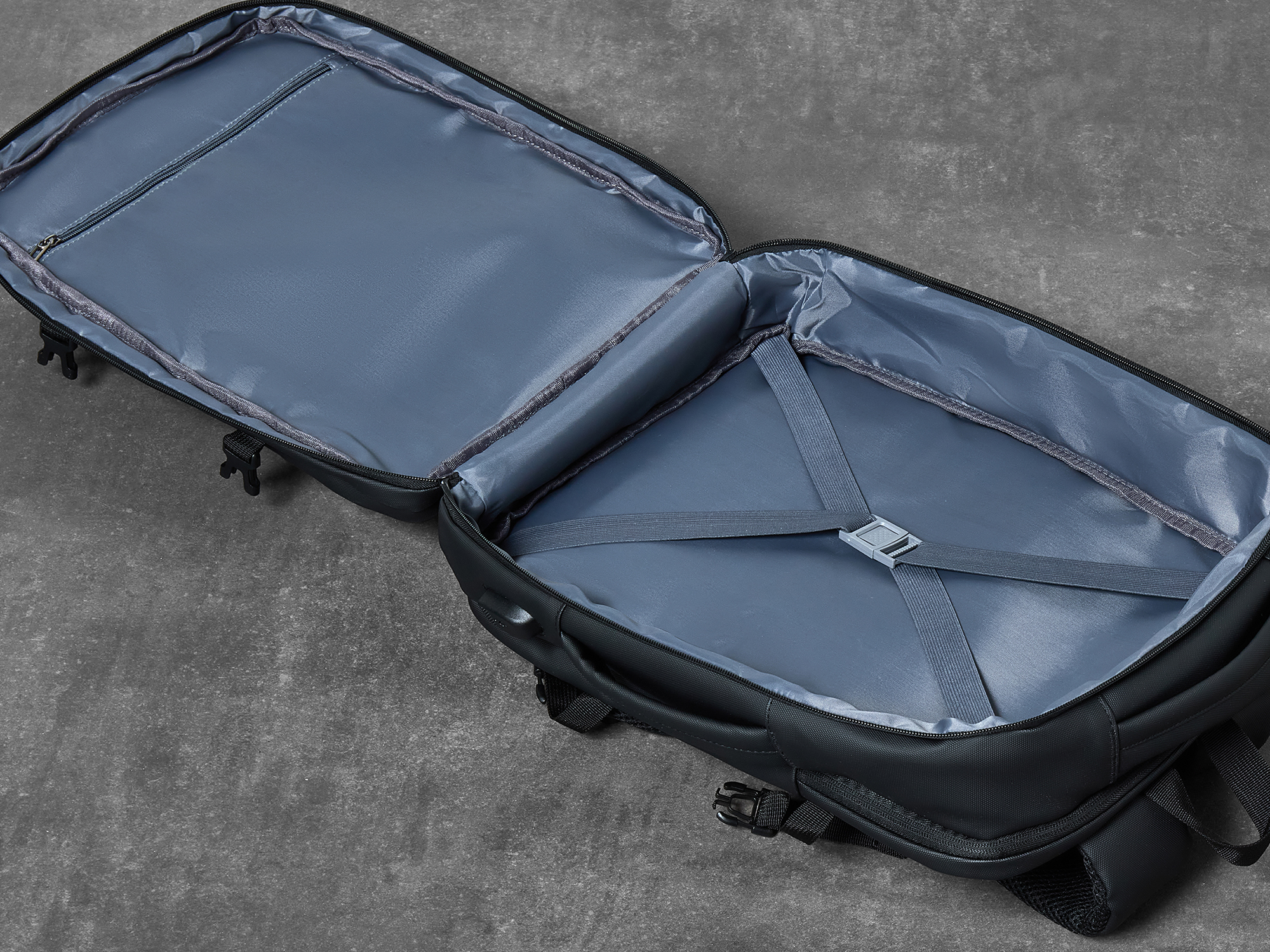 yuk Dalston EasyJet Underseat Backpack | 45x34x20cm | Black | Rock Luggage