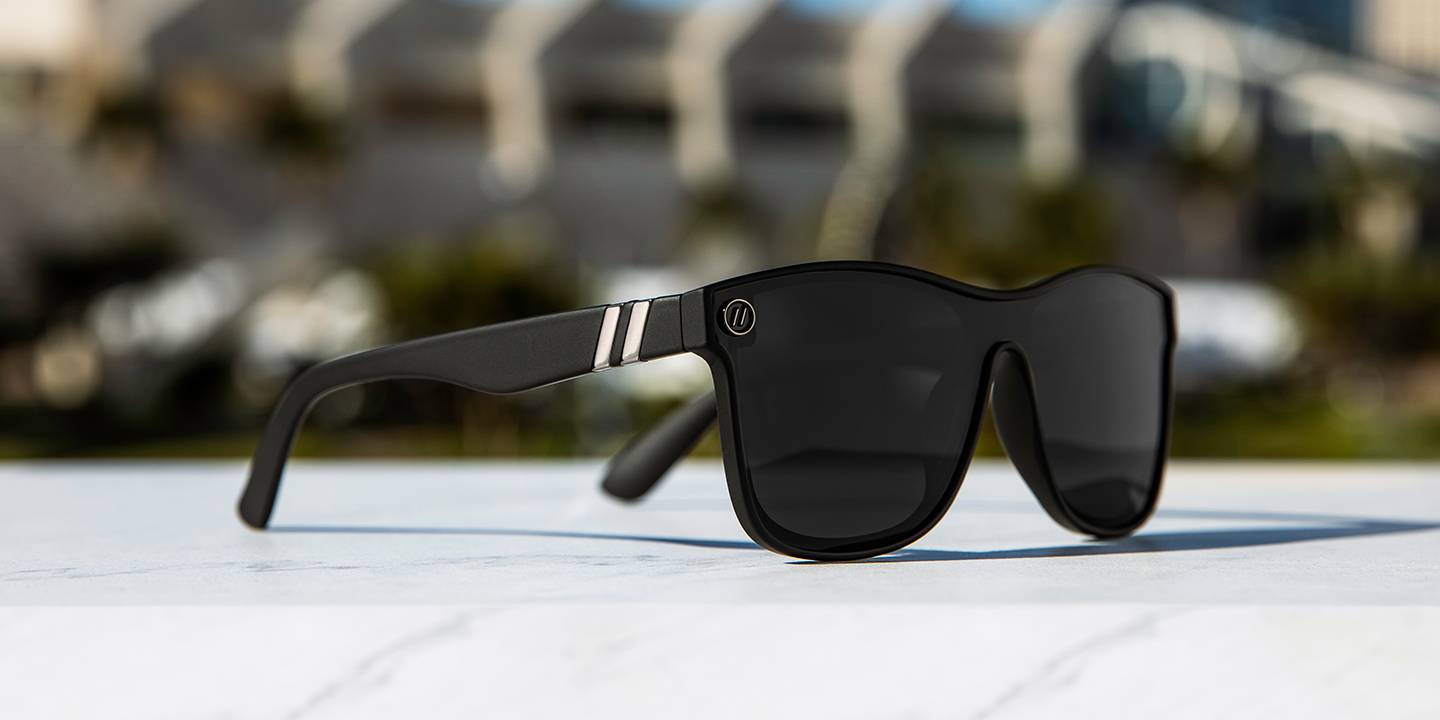 Nocturnal Q X2 Polarised Sunglasses Smoke Colored Shield Lens & Matte