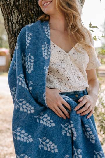 Texas Bluebonnets Lightweight Blanket