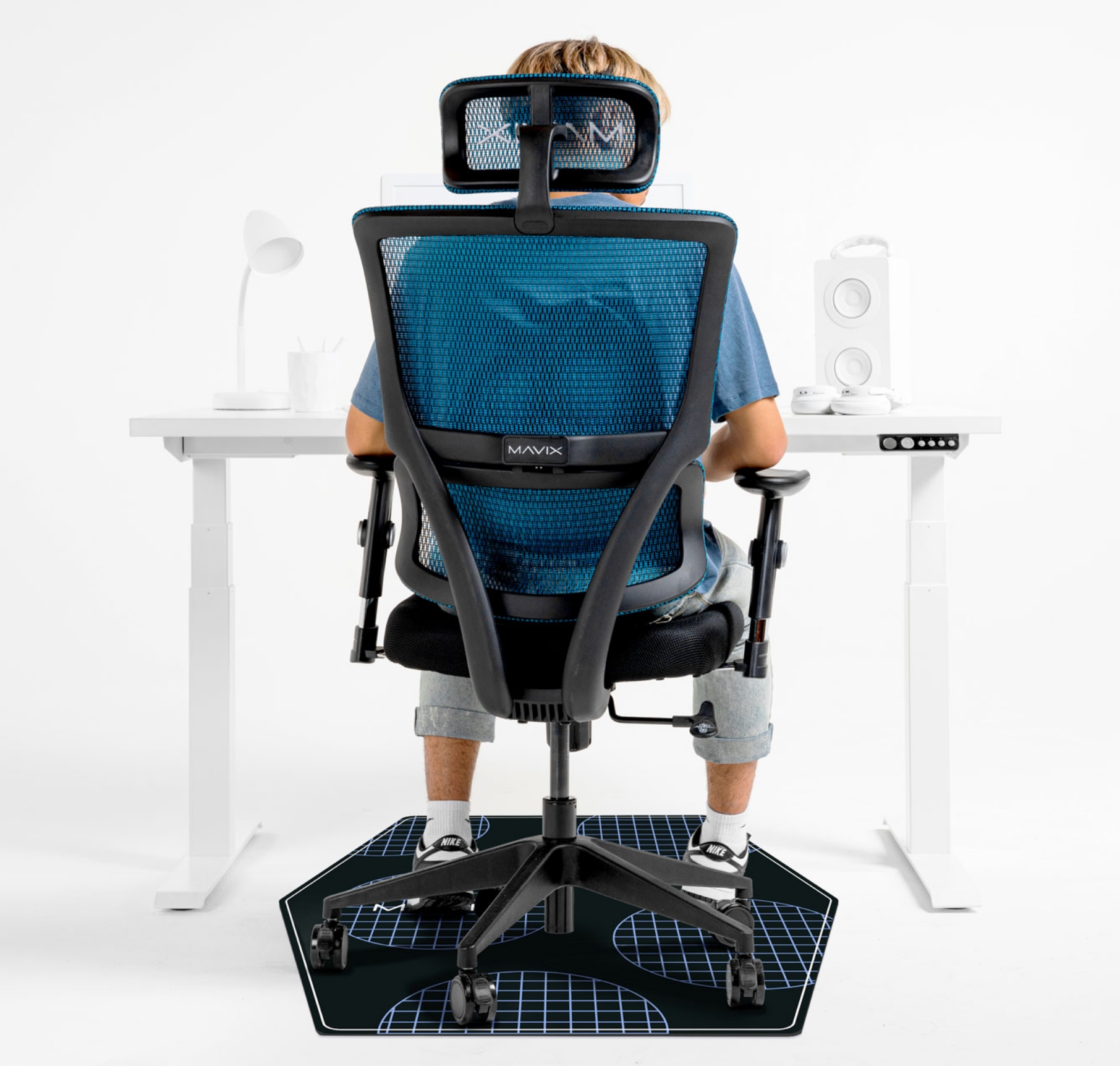 Mat for gaming online chair