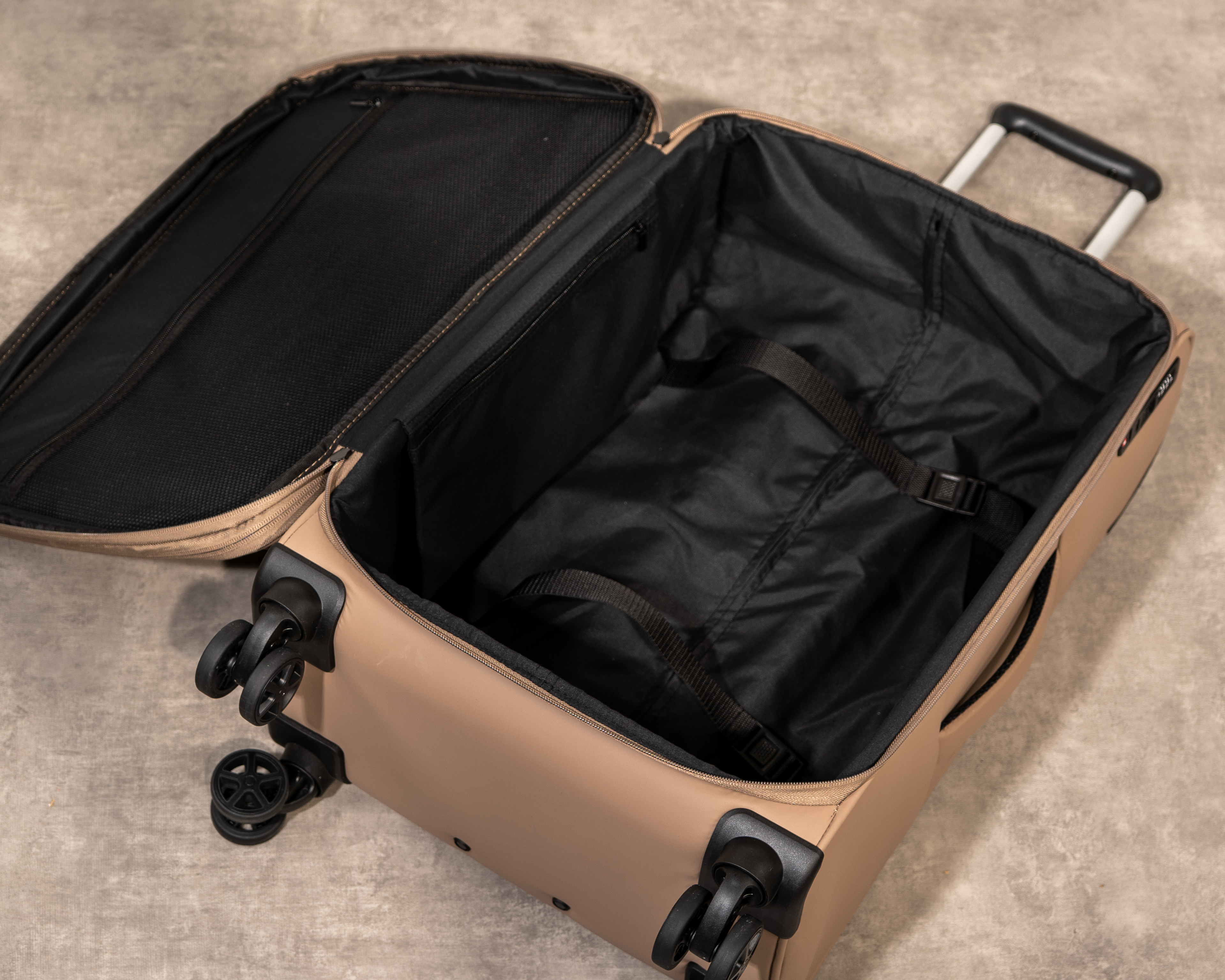 Ember EasyJet Cabin Suitcase | Mocha | Rock Luggage
