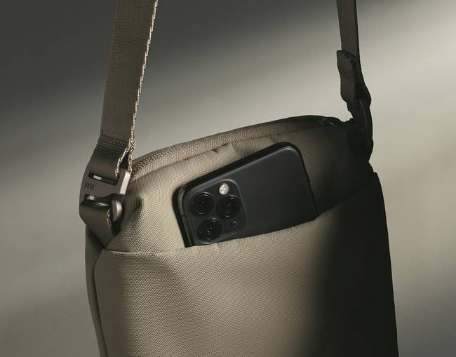 Andesite Camera Pouch