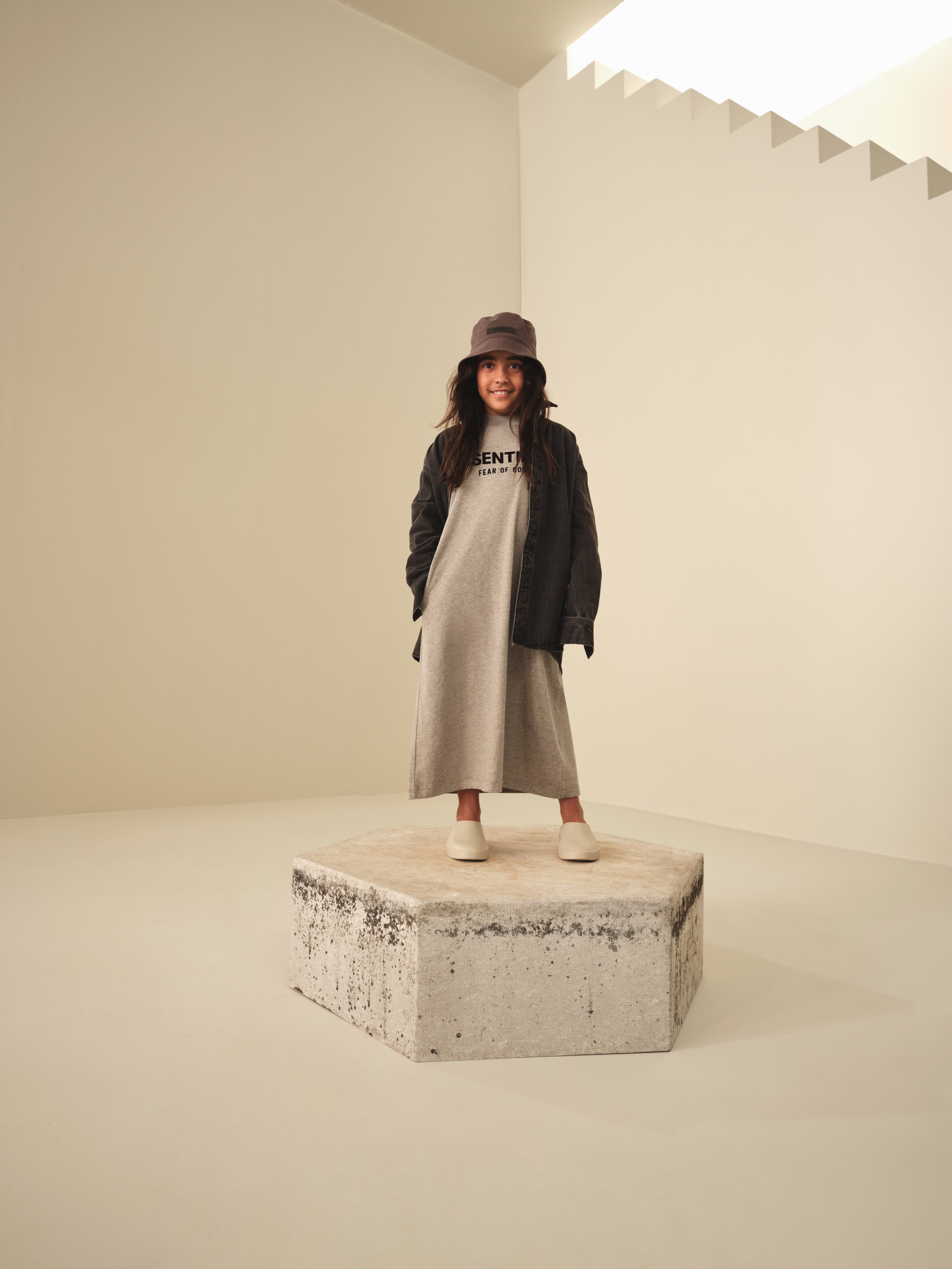 ESSENTIALS KIDS SPRING 2022 LOOKBOOK | Fear of God