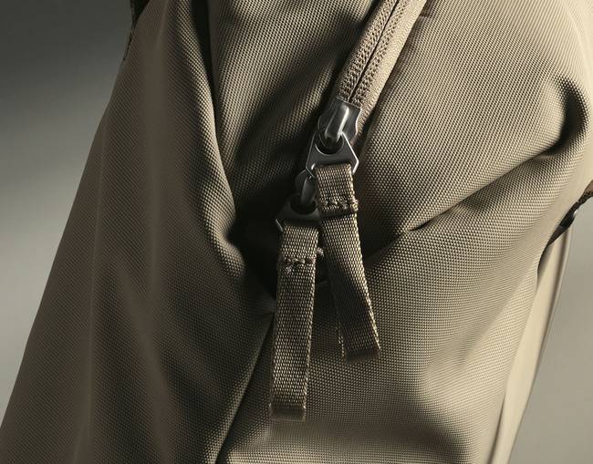 Arkose Tote Set 18L