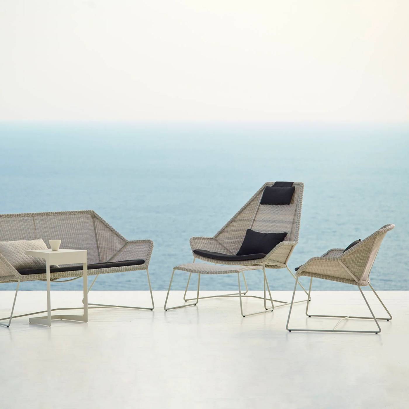 Breeze Lounge Chair - Black