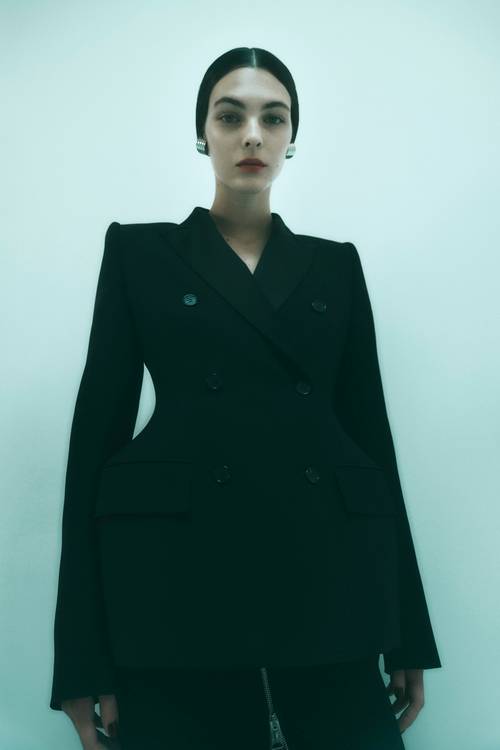Women's Pre-Fall 2023 Collection