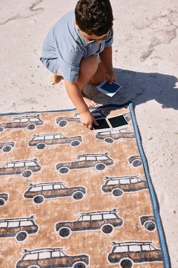 Surf Wagon Midi Blanket