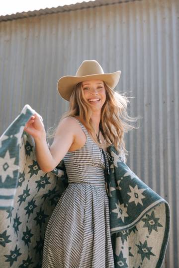 Big Sky Lightweight Blanket